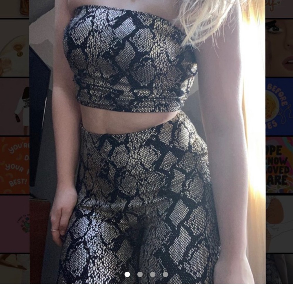 Urban Outfitters set